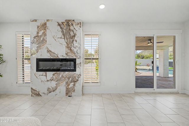 13016 N 1ST Place, Phoenix, AZ 85022