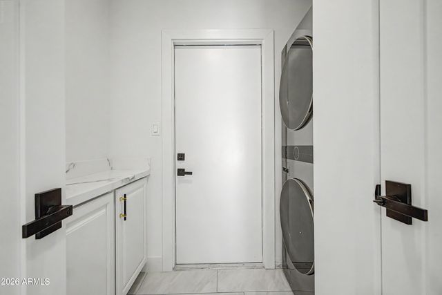 13016 N 1ST Place, Phoenix, AZ 85022