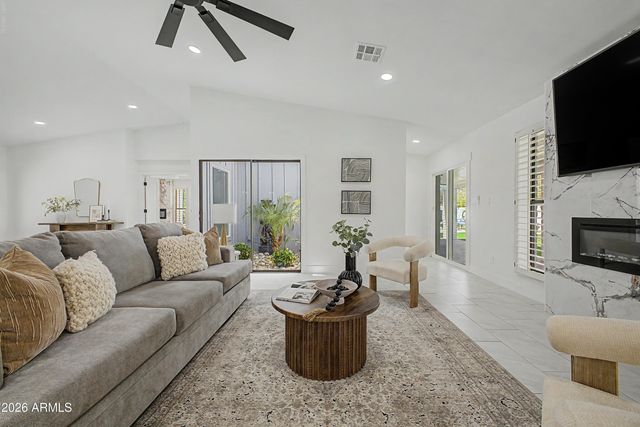 13016 N 1ST Place, Phoenix, AZ 85022
