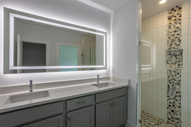 605 ROSE APPLE CIRCLE, Port Charlotte, FL 33954