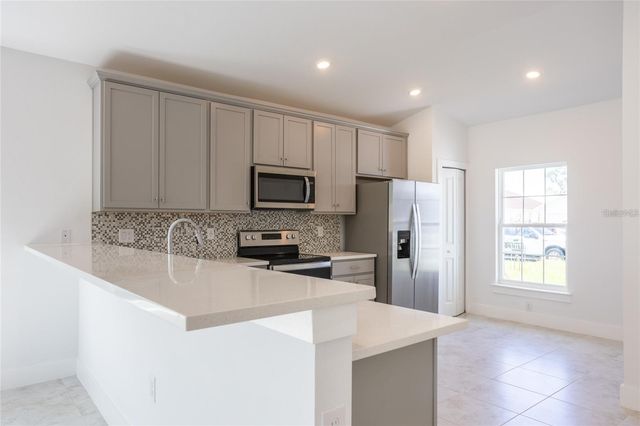 605 ROSE APPLE CIRCLE, Port Charlotte, FL 33954