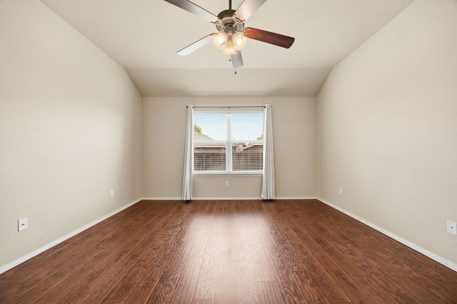 714 Bastrop Drive, Arlington, TX 76002