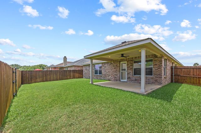714 Bastrop Drive, Arlington, TX 76002