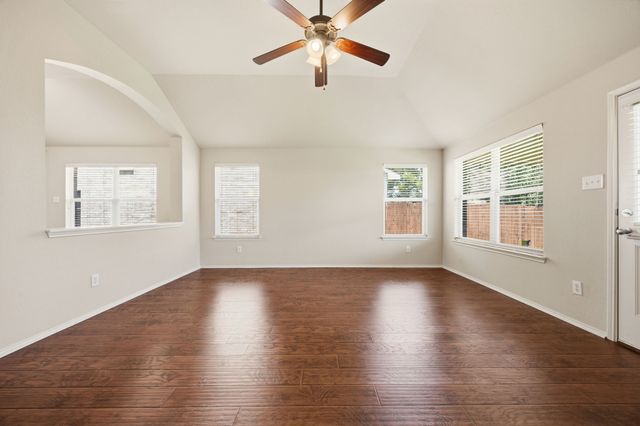 714 Bastrop Drive, Arlington, TX 76002