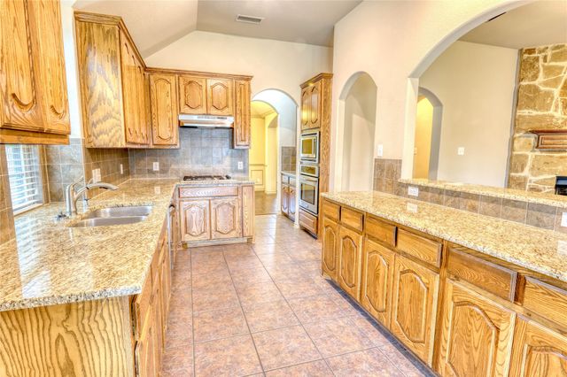9524 Brittlebrush Trail, Fort Worth, TX 76177