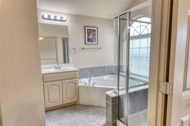 9524 Brittlebrush Trail, Fort Worth, TX 76177