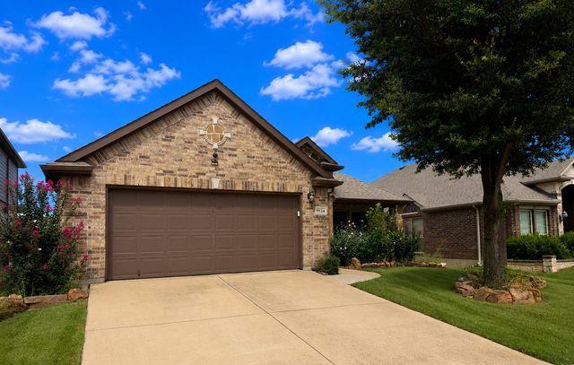 9524 Brittlebrush Trail, Fort Worth, TX 76177