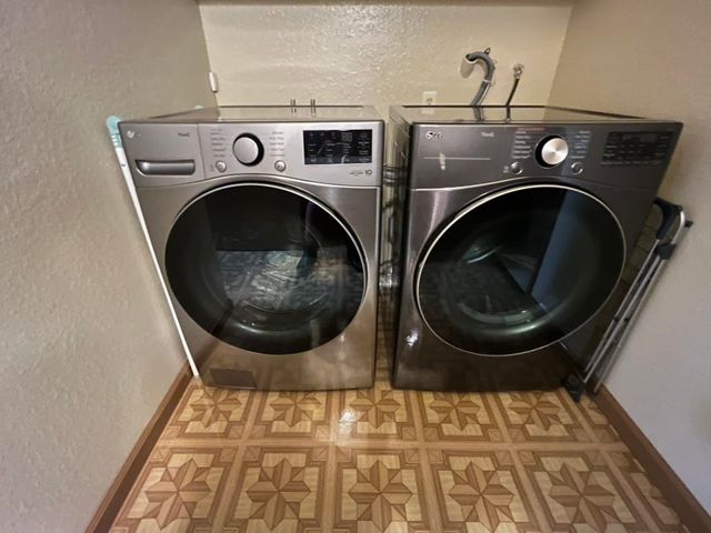 302 Ash Ln, El Sobrante, CA 94803