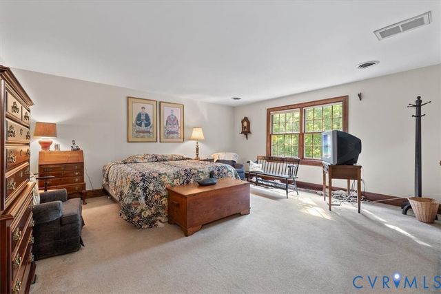 5301 Ashton Creek Rd, Chester, VA 23831