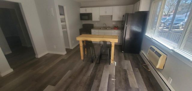 913 7th STREET S, La Crosse, WI 54601