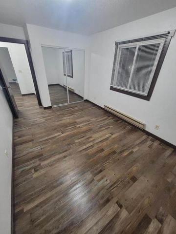 913 7th STREET S, La Crosse, WI 54601