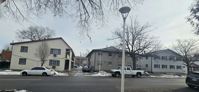 913 7th STREET S, La Crosse, WI 54601