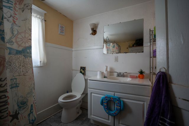 1525 W Saginaw Street, Lansing, MI 48915