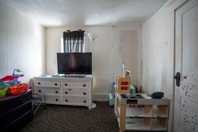 1525 W Saginaw Street, Lansing, MI 48915