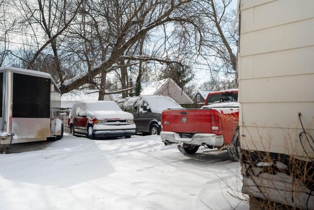 1525 W Saginaw Street, Lansing, MI 48915