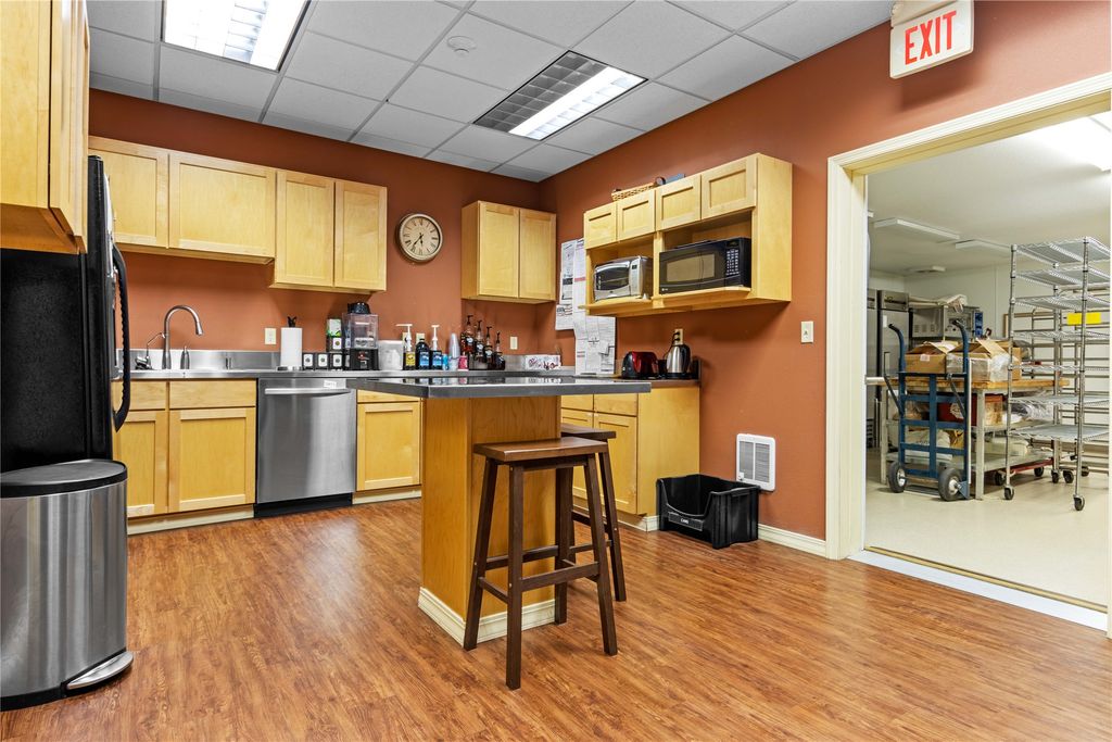 28 S Montana Street, Dillon, MT 59725 photo 3