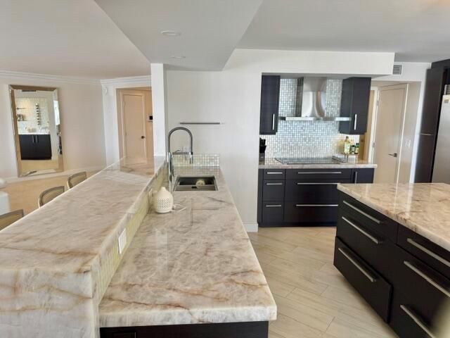 3100 NE 47th Court 401, Fort Lauderdale, FL 33308