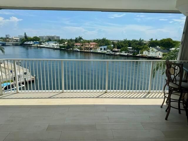 3100 NE 47th Court 401, Fort Lauderdale, FL 33308