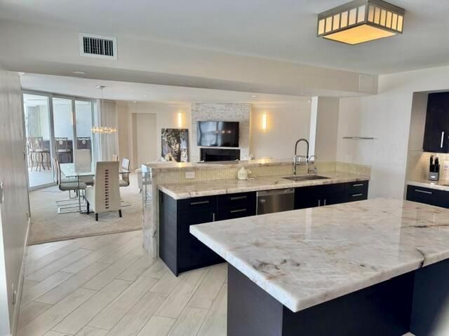 3100 NE 47th Court 401, Fort Lauderdale, FL 33308