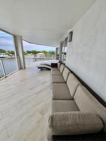 3100 NE 47th Court 401, Fort Lauderdale, FL 33308