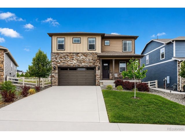 2001 Rosette Pl, Castle Rock, CO 80104