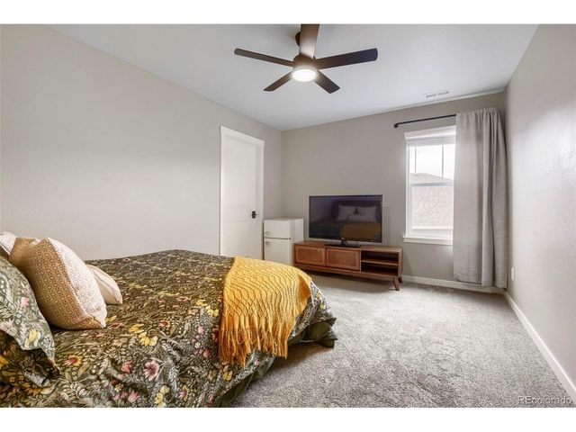 2001 Rosette Pl, Castle Rock, CO 80104