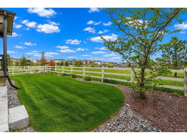 2001 Rosette Pl, Castle Rock, CO 80104