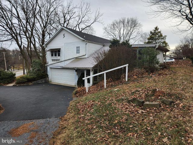 600 PARK HILL DR, Manheim, PA 17545