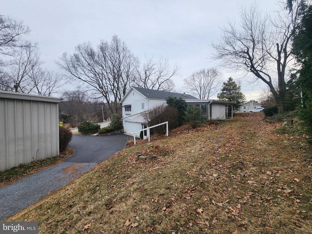 600 PARK HILL DR, Manheim, PA 17545
