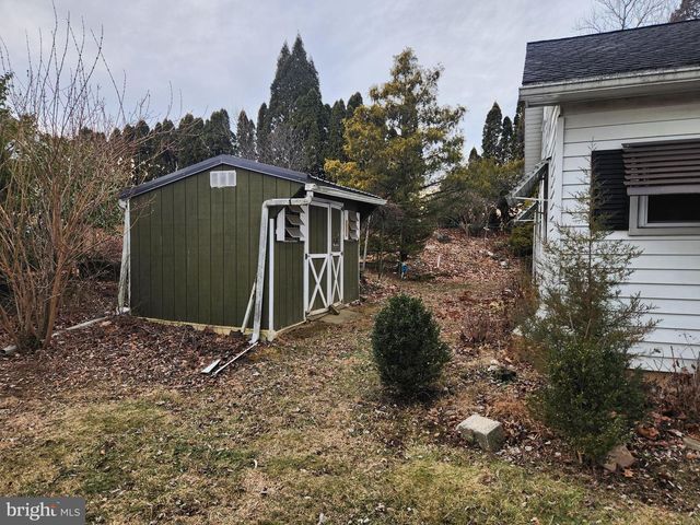 600 PARK HILL DR, Manheim, PA 17545