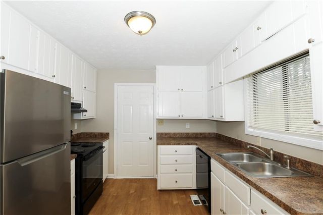 7194 Blackjack Court, Riverdale, GA 30296