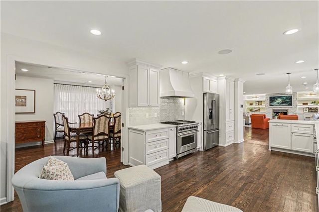 1901 W 69th Street, Mission Hills, KS 66208