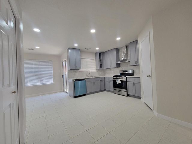 15327 Trecastle Drive, Channelview, TX 77530