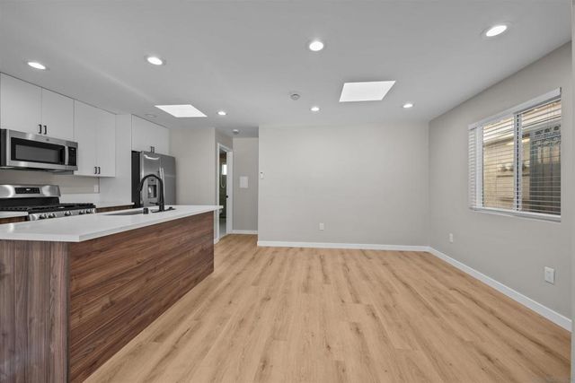 1566 Reed Ave, San Diego, CA 92109