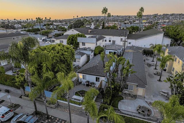 1566 Reed Ave, San Diego, CA 92109