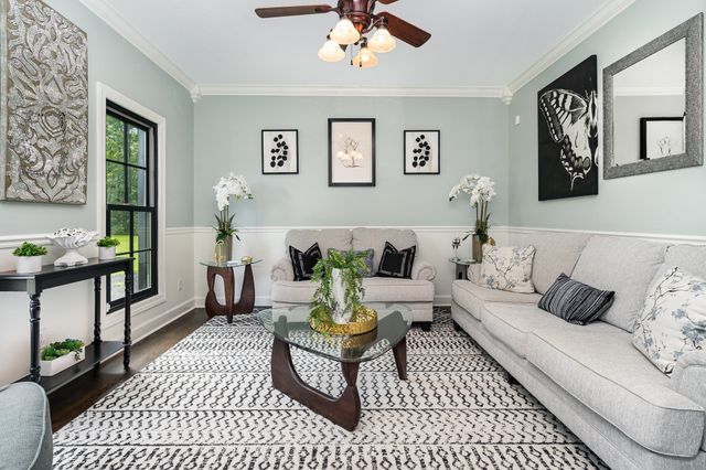 1640 Eno Rd, Dickson, TN 37055