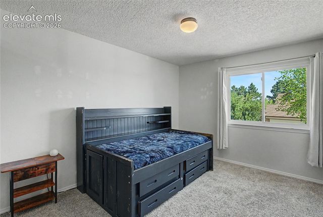 3483 Mountainside Drive, Colorado Springs, CO 80918