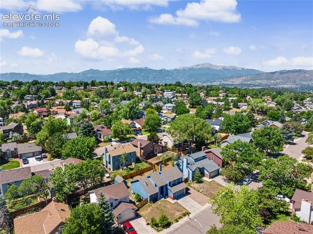 3483 Mountainside Drive, Colorado Springs, CO 80918