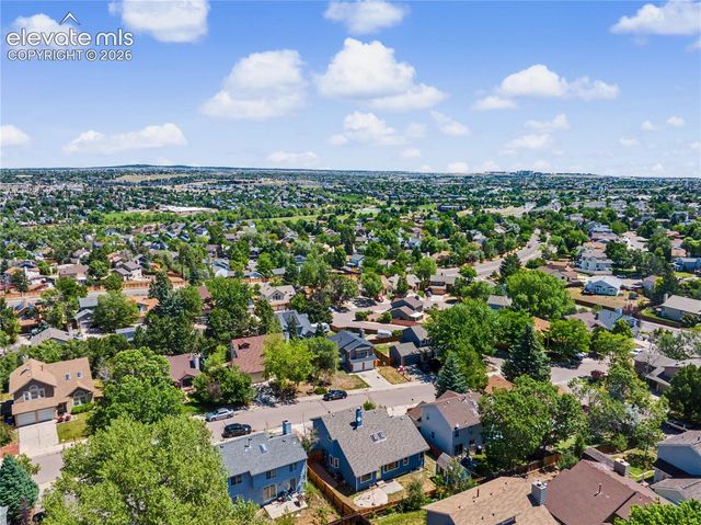 3483 Mountainside Drive, Colorado Springs, CO 80918