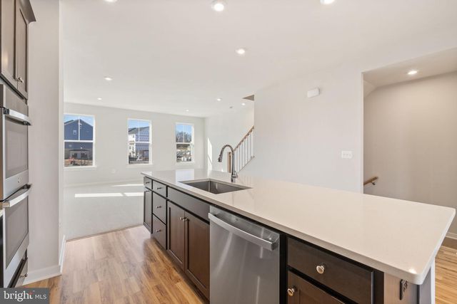 42580 PITLOCHRY TER, Sterling, VA 20166