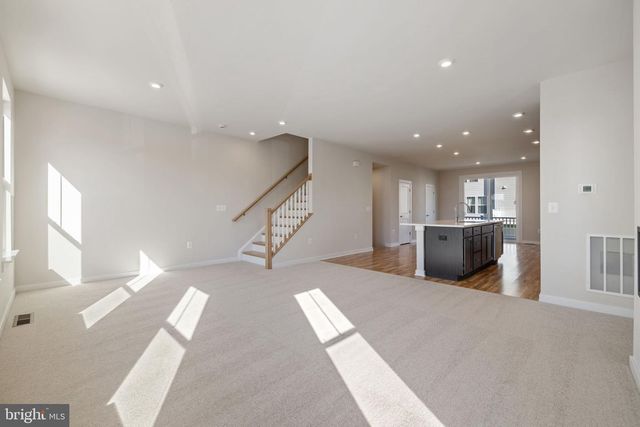 42580 PITLOCHRY TER, Sterling, VA 20166