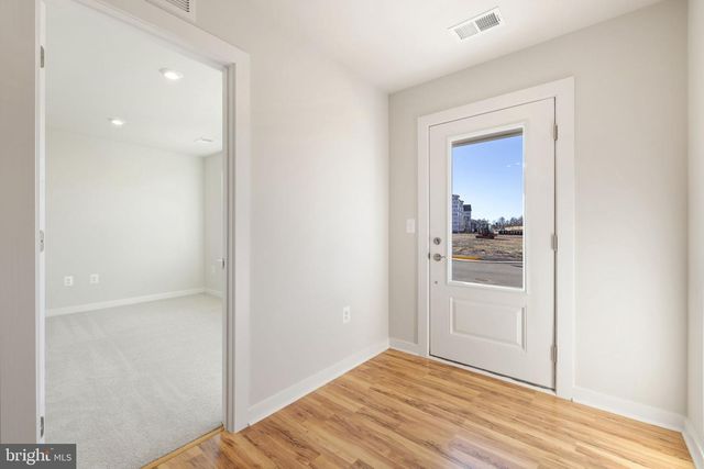 42580 PITLOCHRY TER, Sterling, VA 20166