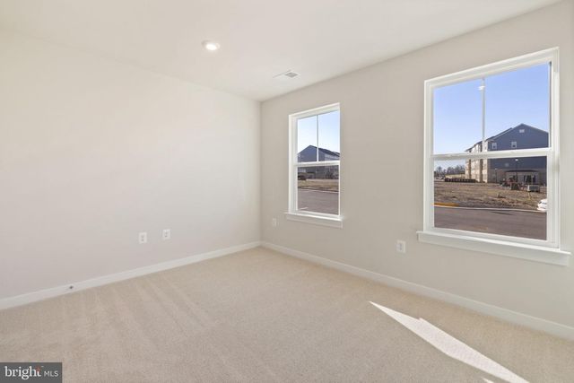 42580 PITLOCHRY TER, Sterling, VA 20166