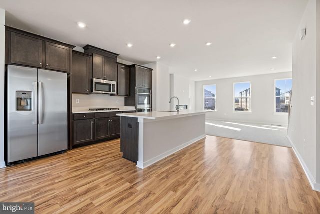 42580 PITLOCHRY TER, Sterling, VA 20166