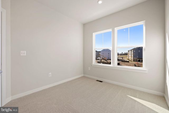 42580 PITLOCHRY TER, Sterling, VA 20166