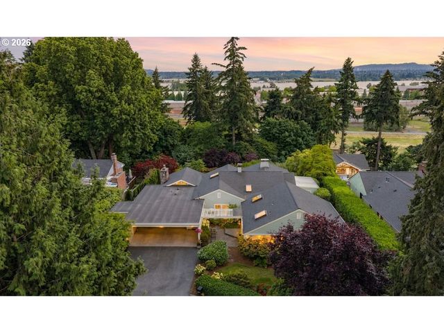 3617 WAUNA VISTA Dr, Vancouver, WA 98661