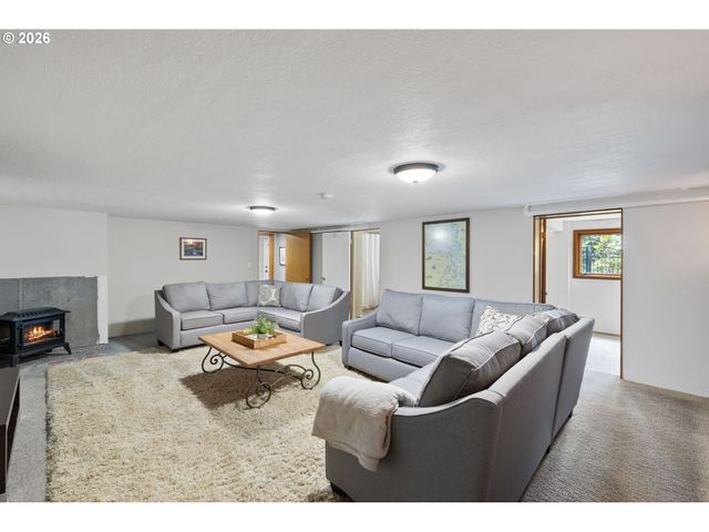 3617 WAUNA VISTA Dr, Vancouver, WA 98661