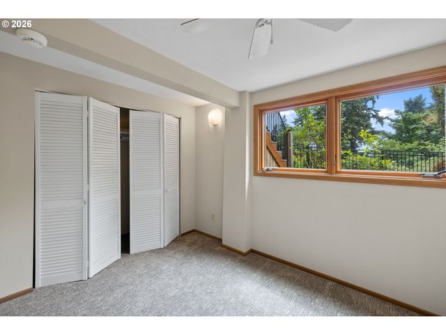 3617 WAUNA VISTA Dr, Vancouver, WA 98661