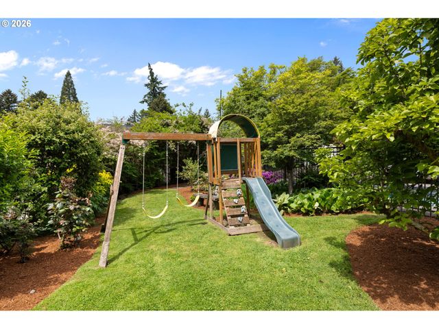3617 WAUNA VISTA Dr, Vancouver, WA 98661
