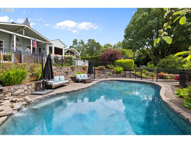 3617 WAUNA VISTA Dr, Vancouver, WA 98661